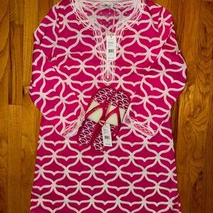 BRAND NEW with Tags Vineyard Vines Whale Tail Embroidered Tunic & Flip Flops Set